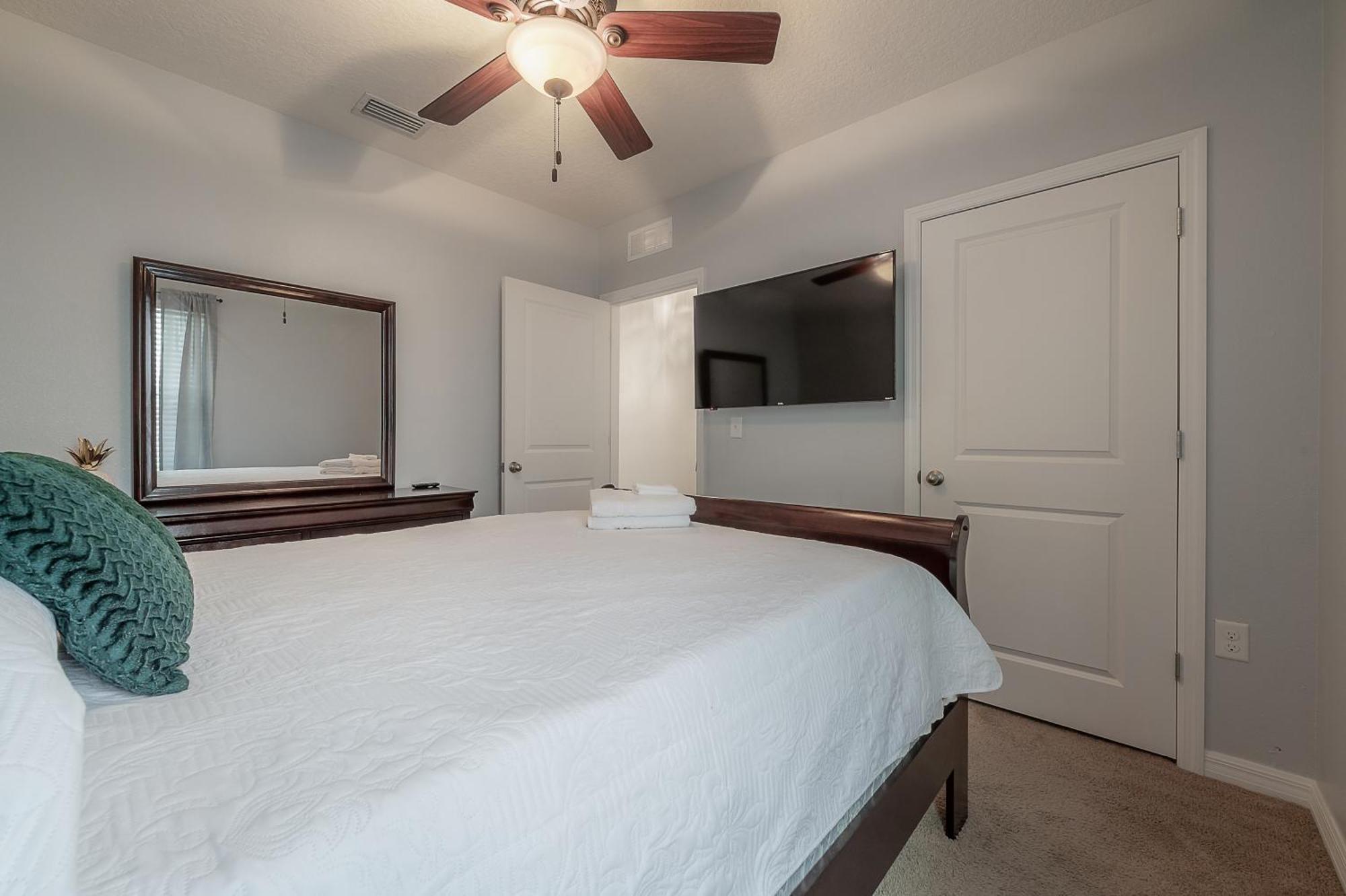 Sun City Cozy Home Ръскин Екстериор снимка