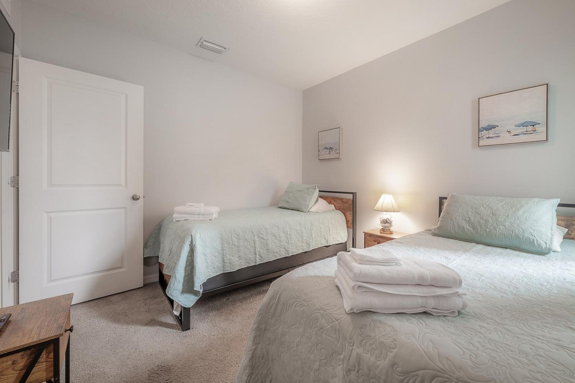 Sun City Cozy Home Ръскин Екстериор снимка
